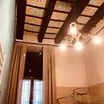 Un Avventura Al Centro Della Storia Di Apartament Turyn