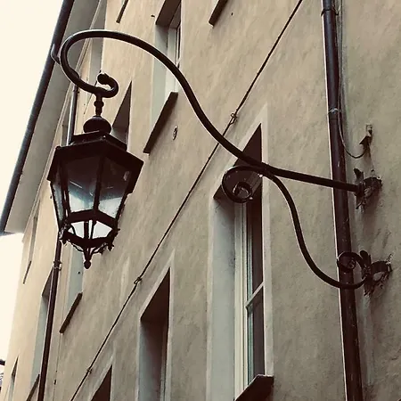 Un Avventura Al Centro Della Storia Di Apartament Turyn